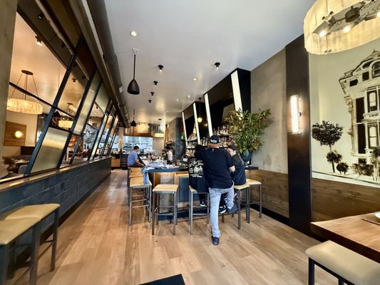 Altamirano Restaurant & Bar by null