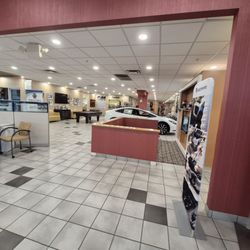 Younger Toyota - Showroom