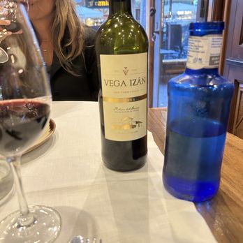 El Asador de Aranda - Wine - Steakhouses Near Me - Barcelona, B