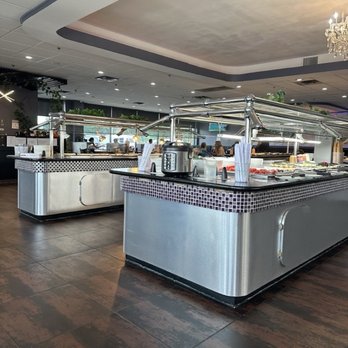 Tokyo Buffet & Grill - Serving tables - Buffets Near Me - Wyoming, Michigan