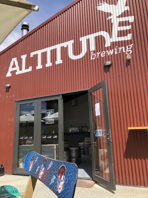 Altitude Brewing by null