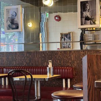 Belli Pizza - Pizza Near Me - Vancouver, British Columbia