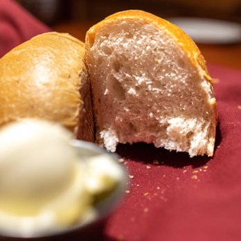 Cattlemens Steakhouse - Complimentary Warm Sourdough ($0) - Steakhouses Near Me - Redding, California