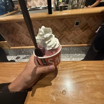 Salt & Straw - Strawberry Coconut Water Sherbet (v) - Ice Cream & Frozen Yogurt Near Me - Manhattan Beach, California Salt & Straw - Strawberry Coconut Water Sherbet (v) - Ice Cream & Frozen Yogurt Near Me - Manhattan Beach, California