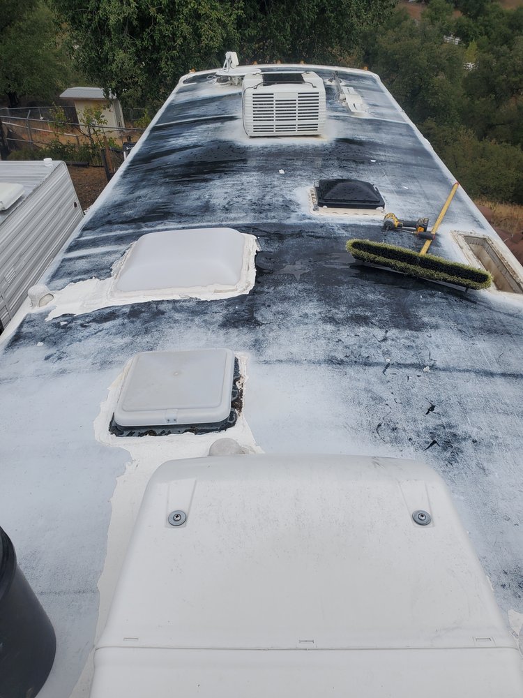 Slide of RV Expert Mobile Service