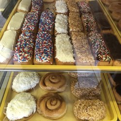 Linda's Town & Country Bakery
