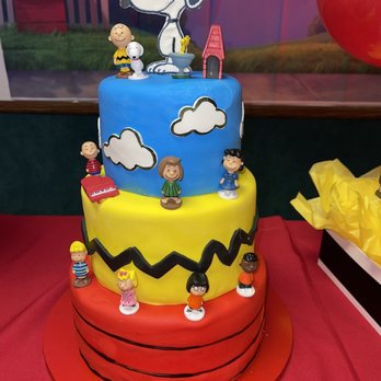 Bake My Day - Snoopy cake - Cupcakes Near Me - Rancho Cucamonga, California Bake My Day - Snoopy cake - Cupcakes Near Me - Rancho Cucamonga, California