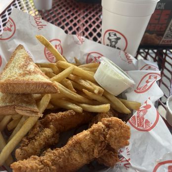 Slim Chickens - Southern Near Me - Murfreesboro, Tennessee Slim Chickens - Southern Near Me - Murfreesboro, Tennessee