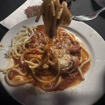 Stevens Steak & Seafood House - Complimentary spaghetti - Steakhouses Near Me - Commerce, California Stevens Steak & Seafood House - Complimentary spaghetti - Steakhouses Near Me - Commerce, California