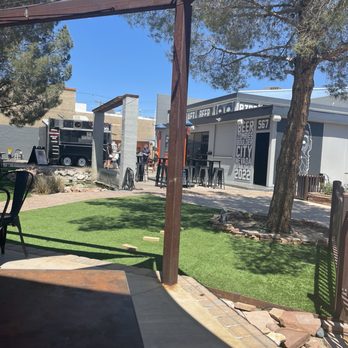 Beer Zombies Boulder City - Great patio area. - Beer Bar Near Me - Boulder City, Nevada