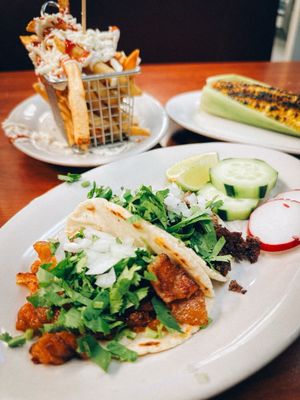 Samantha's Pupusas by null