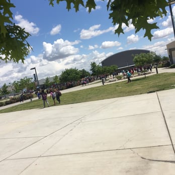 Clovis North High School - Granite ridge side - Middle Schools & High Schools Near Me - Fresno, California