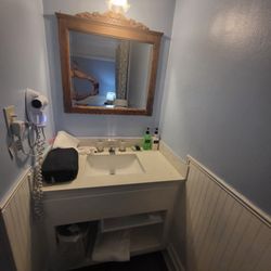 Americas Best Value Inn & Suites Royal Carriage