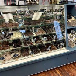 San Juan Island Roasters - Delicious gourmet chocolates