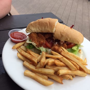 Mo's Seafood - Shrimp po boy - Seafood Near Me - Towson, Maryland