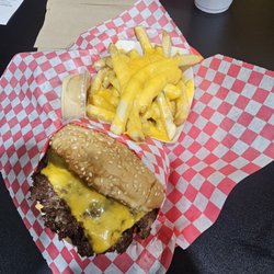Sky Rocket Burger - Double cheeseburger and cheese fries