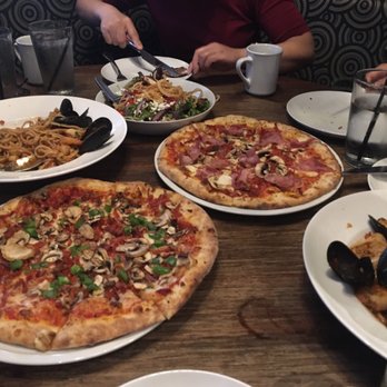 Armando's Pizza Bar - Italian Near Me - Windsor, Ontario Armando's Pizza Bar - Italian Near Me - Windsor, Ontario