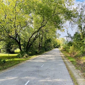 Fox River Trail - wooded view, formerly a railway - Parks Near Me - Green Bay, Wisconsin Fox River Trail - wooded view, formerly a railway - Parks Near Me - Green Bay, Wisconsin