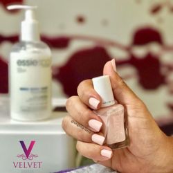 Velvet Salon & Spa - Manicura Básica Essie Gel Couture. Da un aire sofisticado a tu manicura con un acabado en Gel sin necesidad de lámpara.