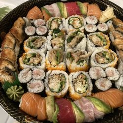 Taro's Fish - Mixed party platter