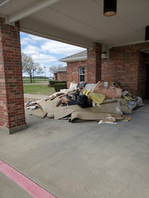 Before and After - We offer a variety of junk removal services, at a quality price, while providing exceptional customer service. Give us a call today!