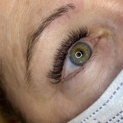 Lashes by Latha - Natural volume full set