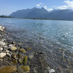 July Creek Picnic Area Trailhead - Water view
