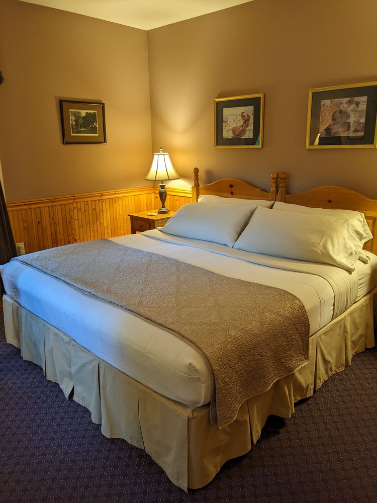Arden Forest Inn
