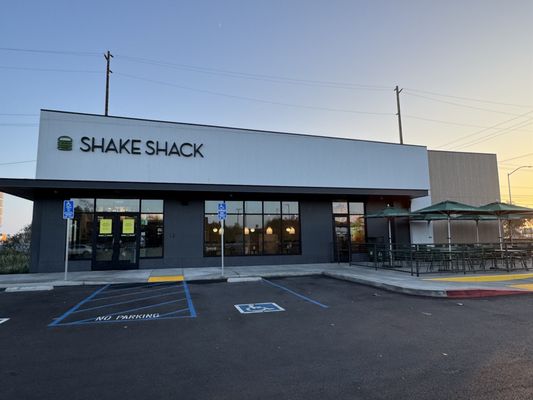 Shake Shack Torrance by null