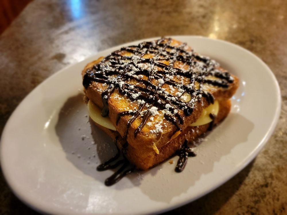 Social spots from Franklin Street Bar & Grill