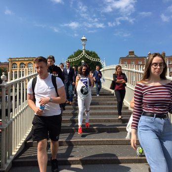 Ha'penny Bridge - Landmarks & Historical Buildings Near Me - Dublin, D