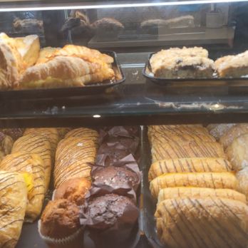 Ettore's Bakery & Cafe - Croissants, muffins, scones, & coffee cakes - Bakeries Near Me - Sacramento, California