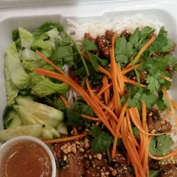 Chinese Chinh's Express - a styrofoam container filled with asian food - Chinese Near Me - Rochester, Minnesota