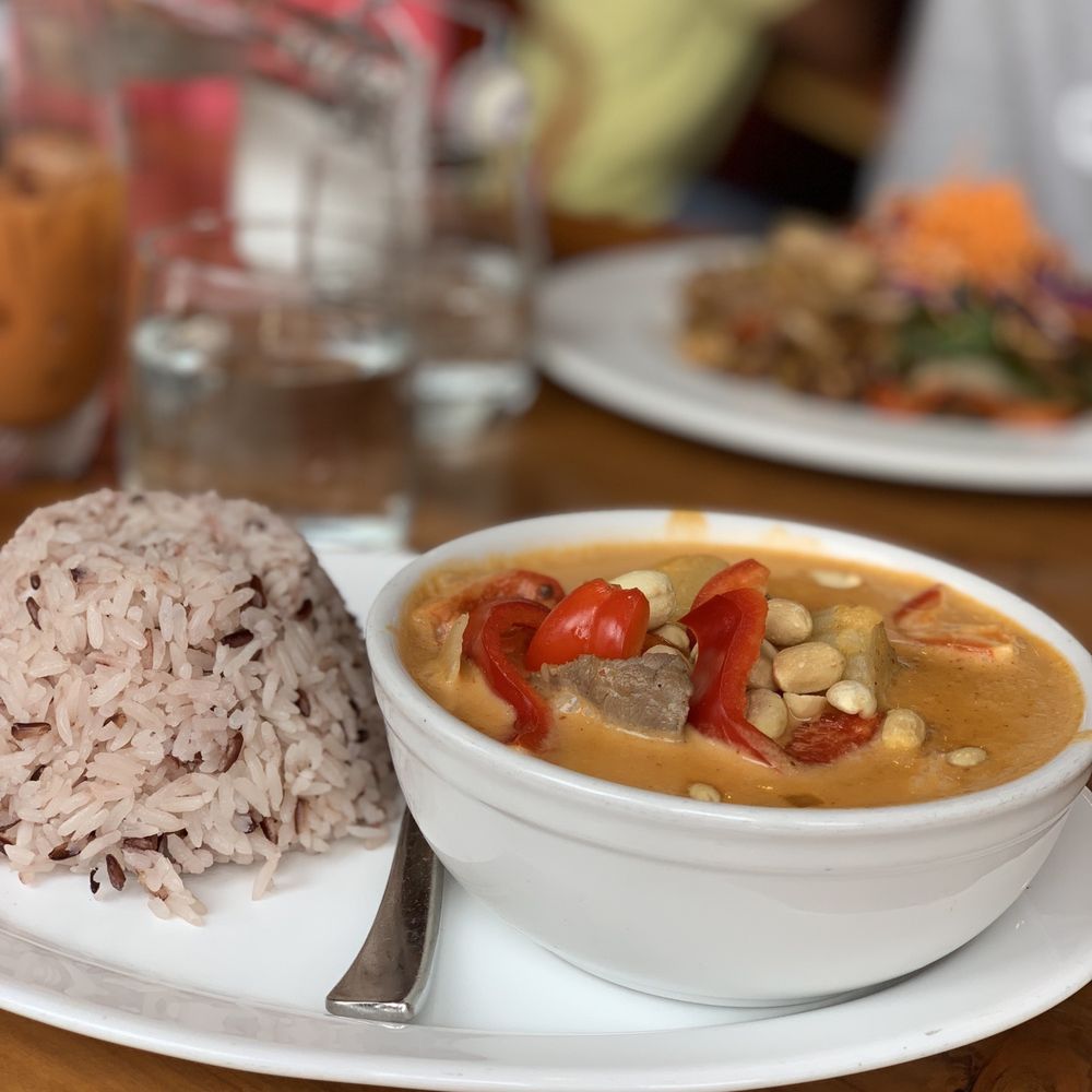 Aloy Modern Thai - Am ssaman Curry Lunch - Thai Near Me - Denver, Colorado