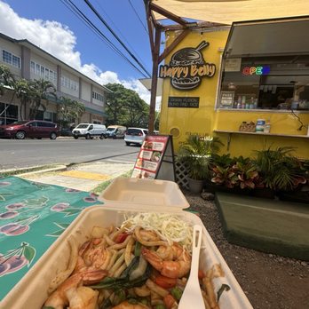 Happy Belly - Shrimp nuddles - Food Trucks Near Me - Kihei, Hawaii