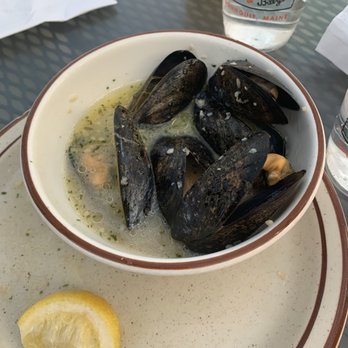Barnacle Billy's - Mussels appetizer (after eating more than half of it haha the original serving size was actually very generous!) - Seafood Near Me - Ogunquit, Maine