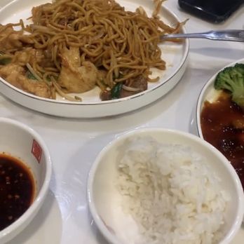 Dumpling House - CM02.Combination Lo Mein - Chinese Near Me - Frisco, Texas