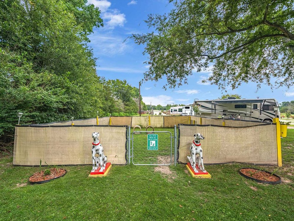 Wagon Train RV Park - Photo 3