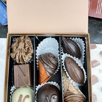 Neuhaus Soho - Chocolatiers & Shops Near Me - New York, New York Neuhaus Soho - Chocolatiers & Shops Near Me - New York, New York