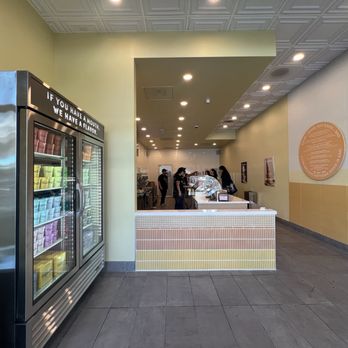 Van Leeuwen Ice Cream - Ice Cream & Frozen Yogurt Near Me - Burbank, California Van Leeuwen Ice Cream - Ice Cream & Frozen Yogurt Near Me - Burbank, California