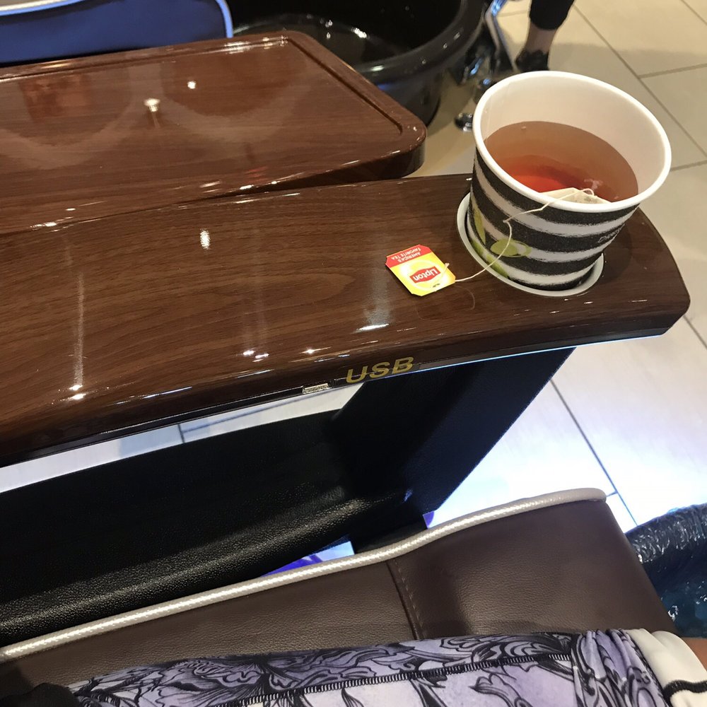 USB Port to charge your phone in the pedicure chairs! USB Port to charge your phone in the pedicure chairs!