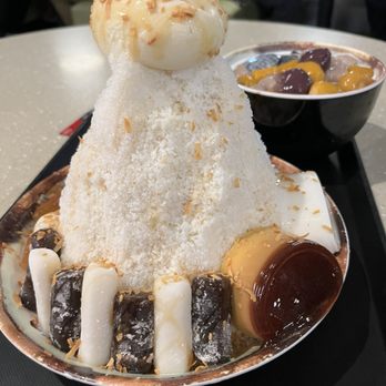Meet Fresh - Shaved ice with mochi and custard - Desserts Near Me - Cupertino, California Meet Fresh - Shaved ice with mochi and custard - Desserts Near Me - Cupertino, California