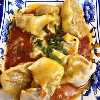 Din Soup Dumplings - H8. Pork and Veg. Wontons in Spicy Peanut Sauce - Dim Sum Near Me - Brooklyn, New York Din Soup Dumplings - H8. Pork and Veg. Wontons in Spicy Peanut Sauce - Dim Sum Near Me - Brooklyn, New York