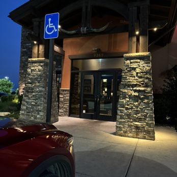 LongHorn Steakhouse - Steakhouses Near Me - Fort Worth, Texas