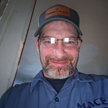 Schulas Grill & Crab House - me very satisfied - Seafood Near Me - Hagerstown, Maryland