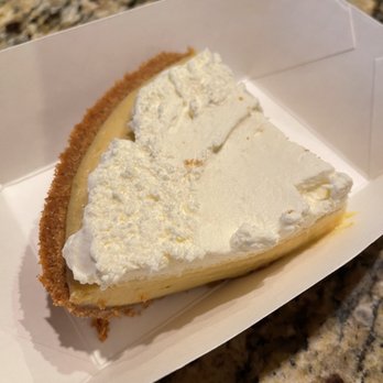 Ashleigh's Bake Shop - Key lime pie - Bakeries Near Me - Kansas City, Missouri Ashleigh's Bake Shop - Key lime pie - Bakeries Near Me - Kansas City, Missouri