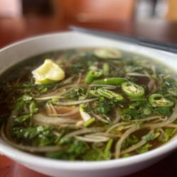Pho Hung - Powell Blvd - Phở Tái