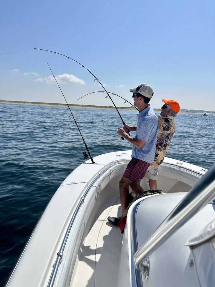 Cape Tip'n Charter Fishing Logo