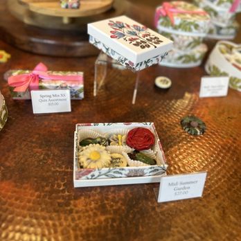 Quix Chocolate - Chocolates for Mother's Day - Chocolatiers & Shops Near Me - Ferndale, Michigan Quix Chocolate - Chocolates for Mother's Day - Chocolatiers & Shops Near Me - Ferndale, Michigan