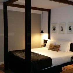 The Churchill Hotel - Superior standard room with four poster bed!